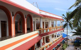 Hotel Sea View Palace - The Beach Hotel